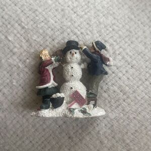 Children Making Snowman LEMAX Christmas Holiday Village Family Figure Snow day‎